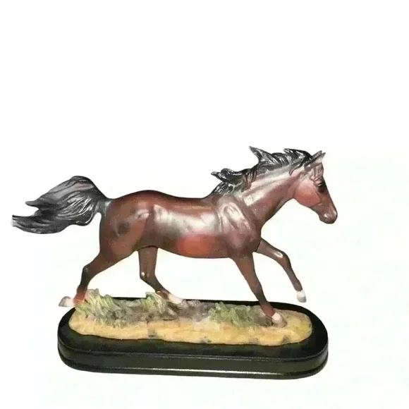 GSC Horses Collection Brown Horse Figurine Decoration Decor Collectible - Picture 4 of 4